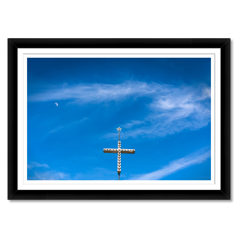 Heaven’s Perch – Faithful Skies Over Texas